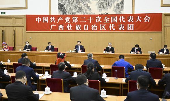 習(xí)近平參加黨的二十大廣西代表團(tuán)討論